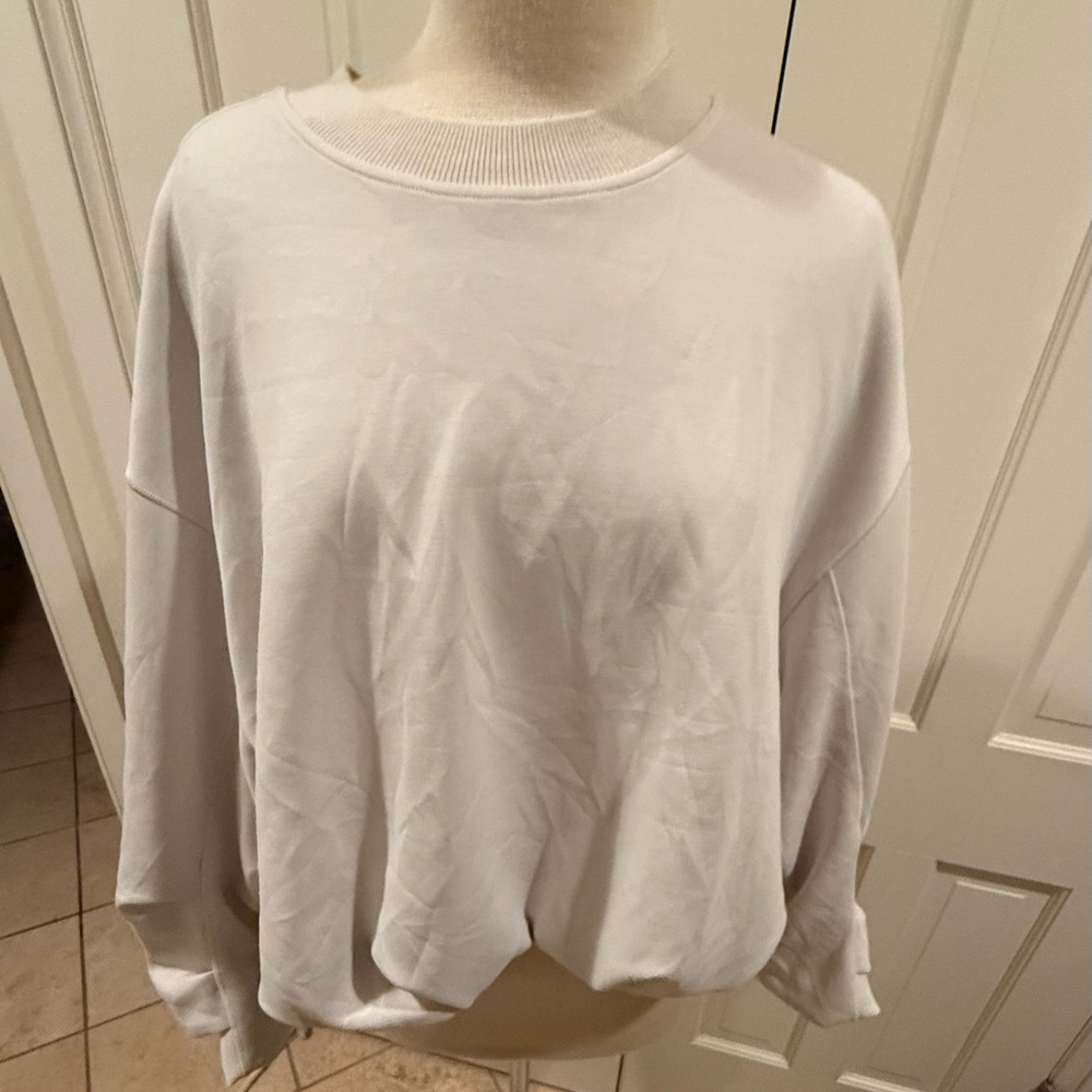 Lululemon Softstreme Voluminous Sleeve Pullover Bone Medium + Reusable Tote